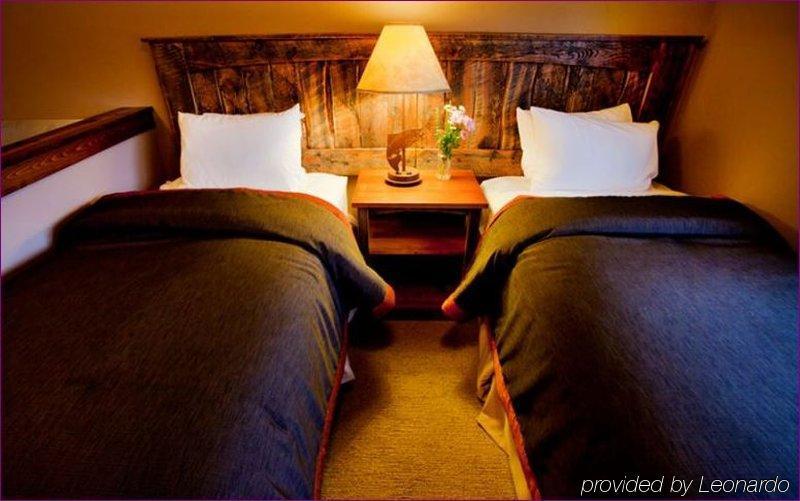 Yellowstone Valley Lodge, Ascend Hotel Collection Pray Экстерьер фото