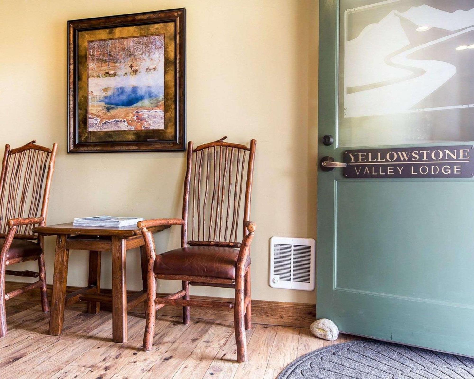 Yellowstone Valley Lodge, Ascend Hotel Collection Pray Экстерьер фото
